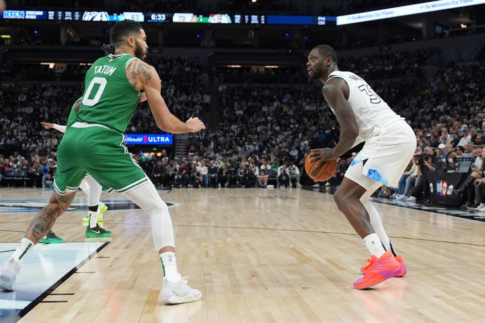 足目前亟需 足目前亟需