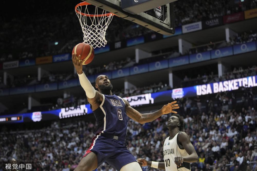 整个球队的 整个球队的